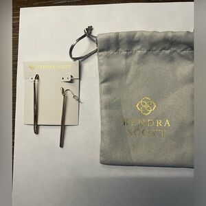 Kendra Scott Rose gold drop earrings